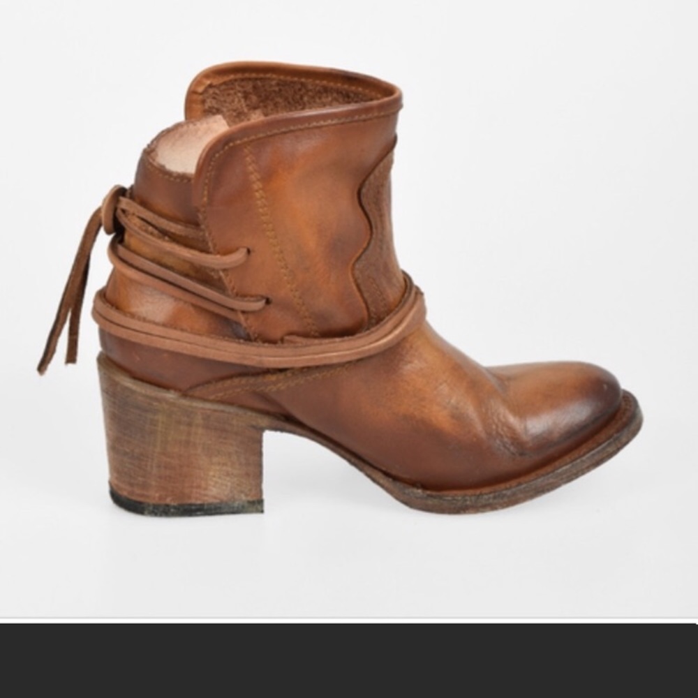 Freebird Casey boots
